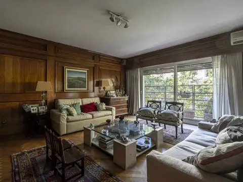Departamento en Venta de 5 ambientes