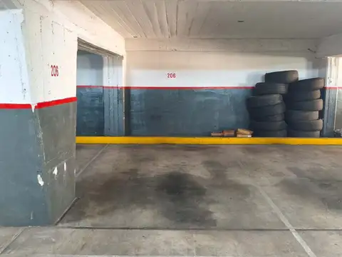 Cochera en venta en Tribunales