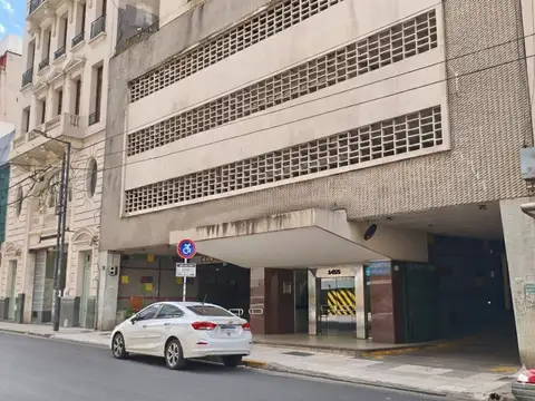 Cochera en venta en Tribunales