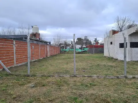 Excelente lote sobre Quito, ciudad de Guernica 