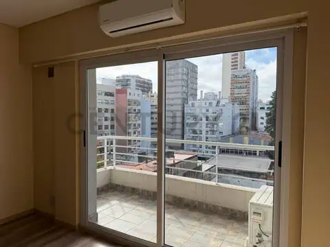 Esteban Bonorino 100, Piso 7