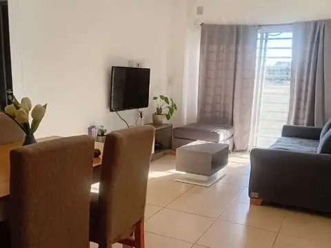 Departamento en Alquiler con 1 cocheras