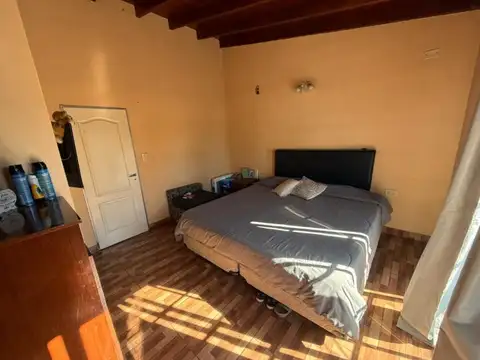 Depto Tipo Casa en Venta con 1 cocheras