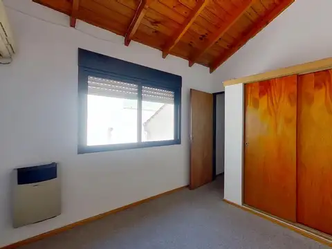 Depto Tipo Casa en Venta en Villa Saenz Peña, USD 79.900