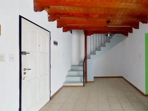 Depto Tipo Casa en Venta al Noroeste