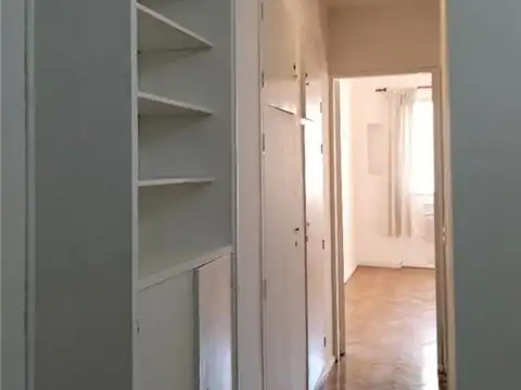 Departamento al frente 2 ambientes - en venta Centro