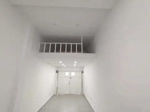Depto Tipo Casa en Alquiler en Olivos, $ 430.000