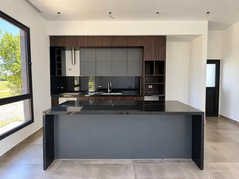 Casa en Venta en Luján, USD 279.000