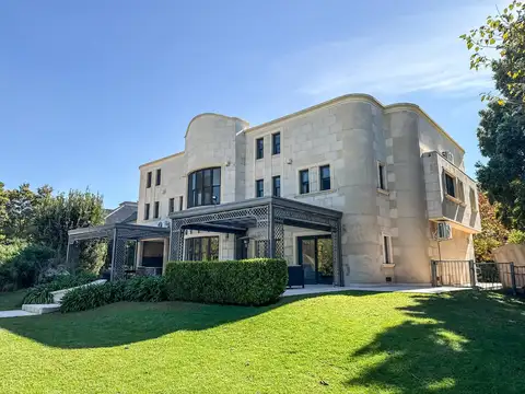 Casa en venta, 4 dormitorios en Malvinas Argentinas - San Jorge Village