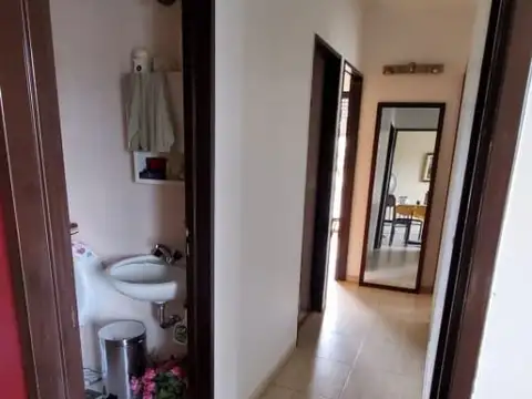 Departamento 4 ambientes con 2 baños