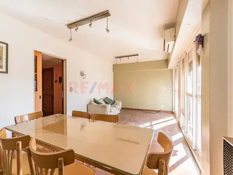 Departamento 4 ambientes con 2 baños
