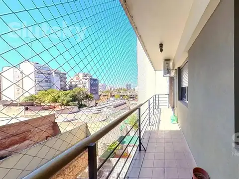 Departamento en Venta en Parque Chacabuco, USD 160.000