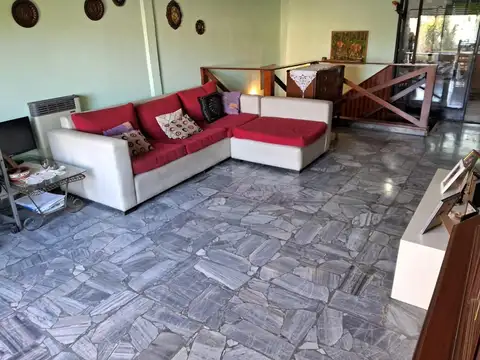 PH en Venta en Caseros, Partido de Tres de Febrero