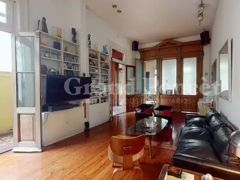 Venta Imponente PH 6 Ambientes con Balcón, Vistas Verdes y Entrepiso ? Apto Credito