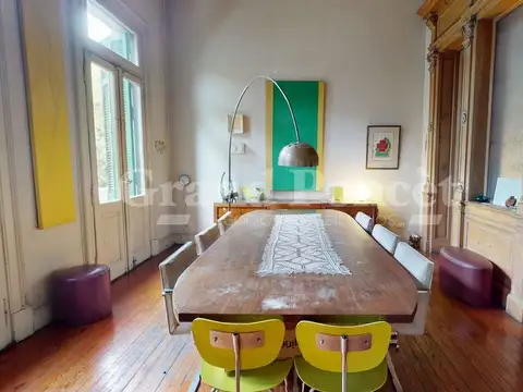 Depto Tipo Casa 6 ambientes con 2 baños