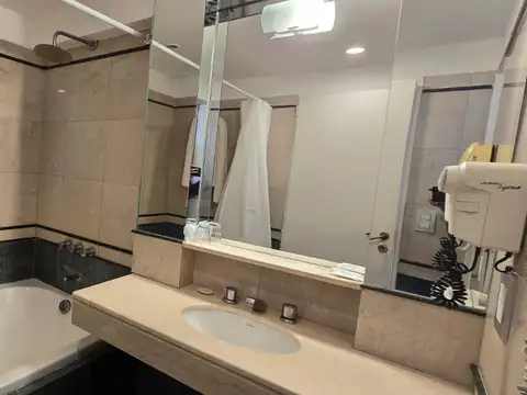 Hotel en Venta en Recoleta, USD 1.111.111