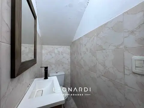 Casa con 4 domitorios y piscina en alquiler en Escobar - ID 5422