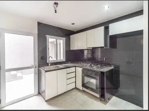 Depto Tipo Casa en Venta de 2 dormitorios