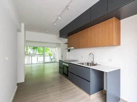 VENTA SEMIPISO 4 AMB A NUEVO -ACEPTA PERMUTA-