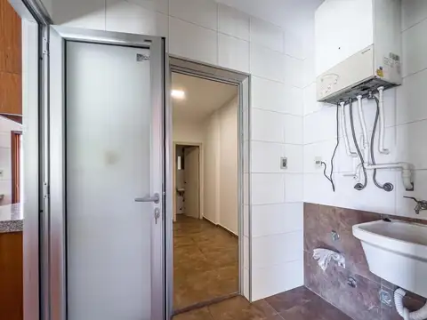 Departamento 6 ambientes con 4 baños