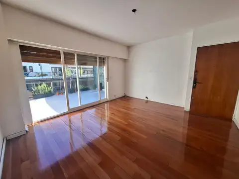 Impecable semipiso con Balcón Terraza y Espacio Guardacoche a 1 cuadra