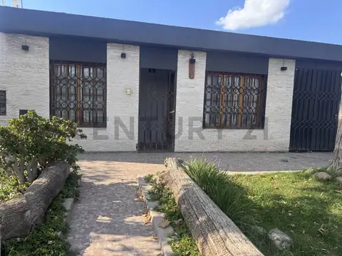 Casa en Venta en Luzuriaga, Maipú