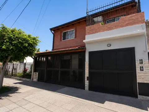 OPORTUNIDAD CHALET 6 AMBIENTES ESCUCHA OFERTA