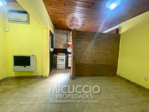 Casa en Venta con 1 cochera