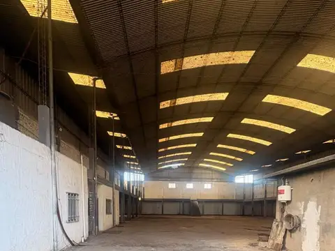 Galpon en Alquiler 45  mts Fondo