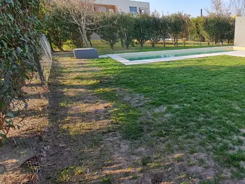 Casa 6 ambientes con 3 baños