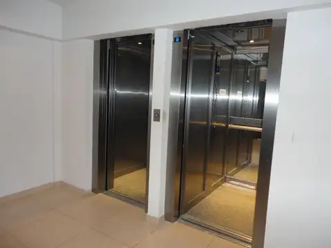 Alicia Moreau de Justo 2900, Piso 1