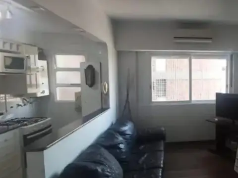 Departamento en venta - 2 Dormitorios 1 Baño - 54Mts2 - Parque Patricios