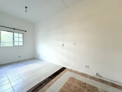 Depto Tipo Casa en Alquiler de 2 ambientes