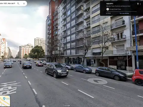 Local sobre Avenida Colon con tiraje