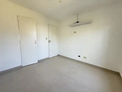 Casa 2 ambientes con 1 baño