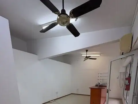 Local en Alquiler en Roldan, $ 440.000