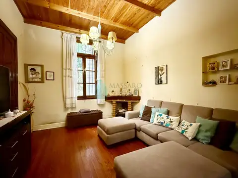 Casa en Venta en Liniers, USD 235.000