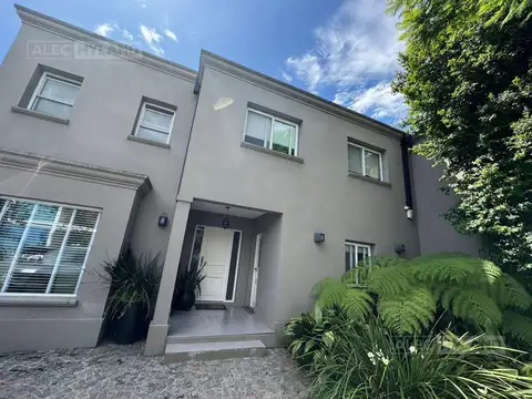 Casa moderna en alquiler en barrio cerrado Rey Moro - La Horqueta