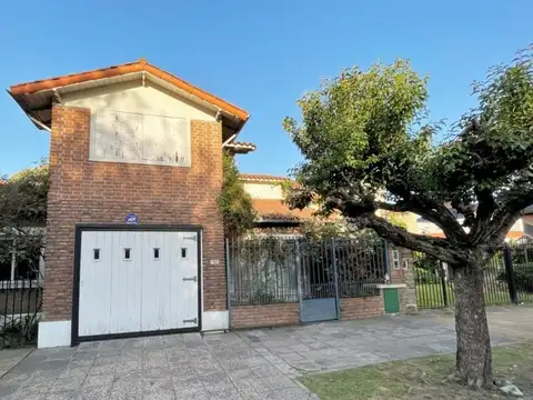 VENTA PH 6  AMB APTO CREDITO ITUZAINGO CON COCHERA
