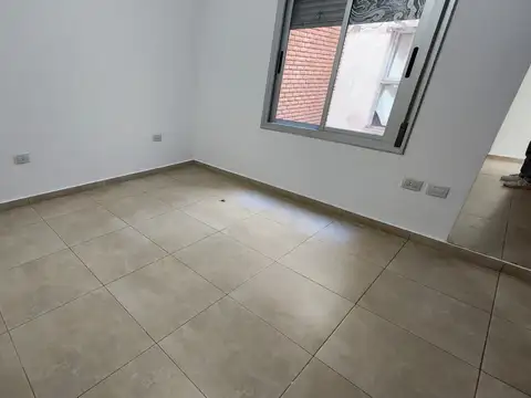 Departamento en Alquiler en General Paz, $ 950.000