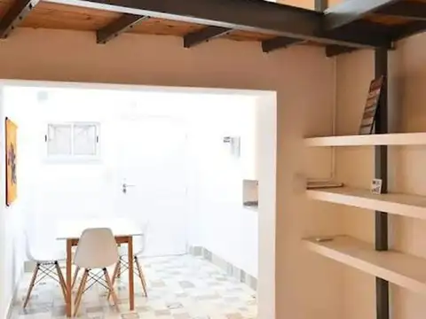Depto Tipo Casa 2 ambientes con 1 baño
