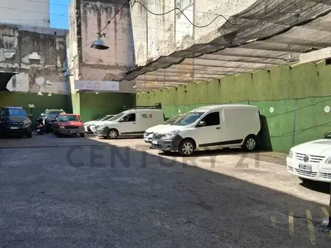 VENTA DE COCHERA -LOTE ESTRATÉGICO EN ZONA PREMIUM LA PLATA