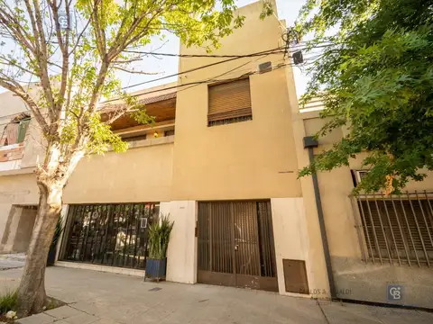 Casa de 3 dormitorios en barrio Constituyentes