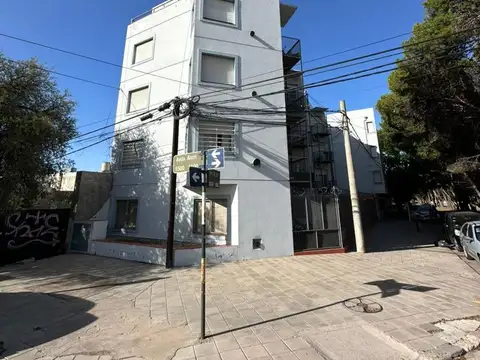 ALEM Y 1ero DE MARZO DPTO UN DORMITORIO