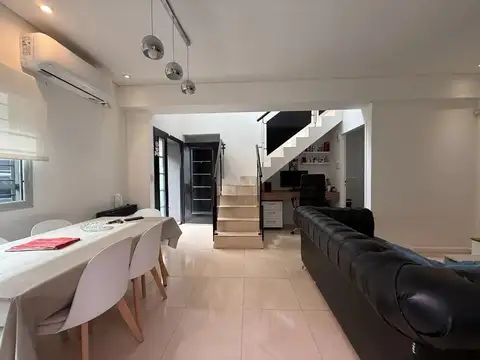 Casa en Venta en Castelar, USD 125.000