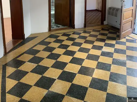 Depto Tipo Casa en Venta 40 años