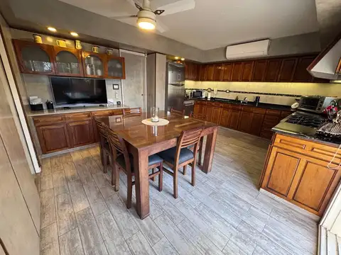 Casa en Venta en Liniers, USD 450.000