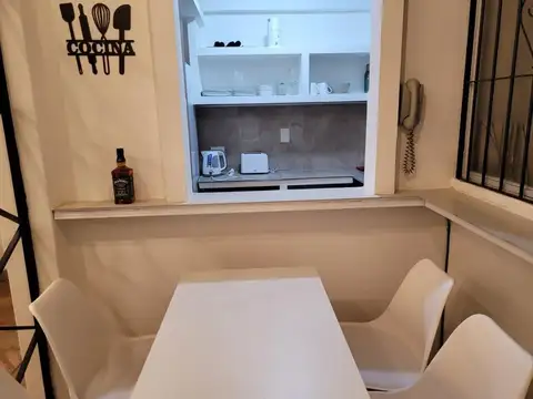 Azcuénaga e/ General Juan Domingo Perón y Sarmiento