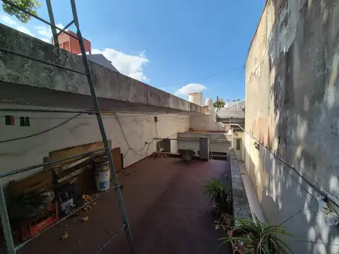 Depto Tipo Casa en Venta con 1 cocheras
