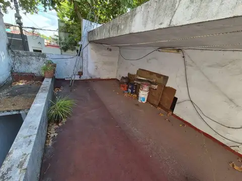 Depto Tipo Casa en Venta 56 años